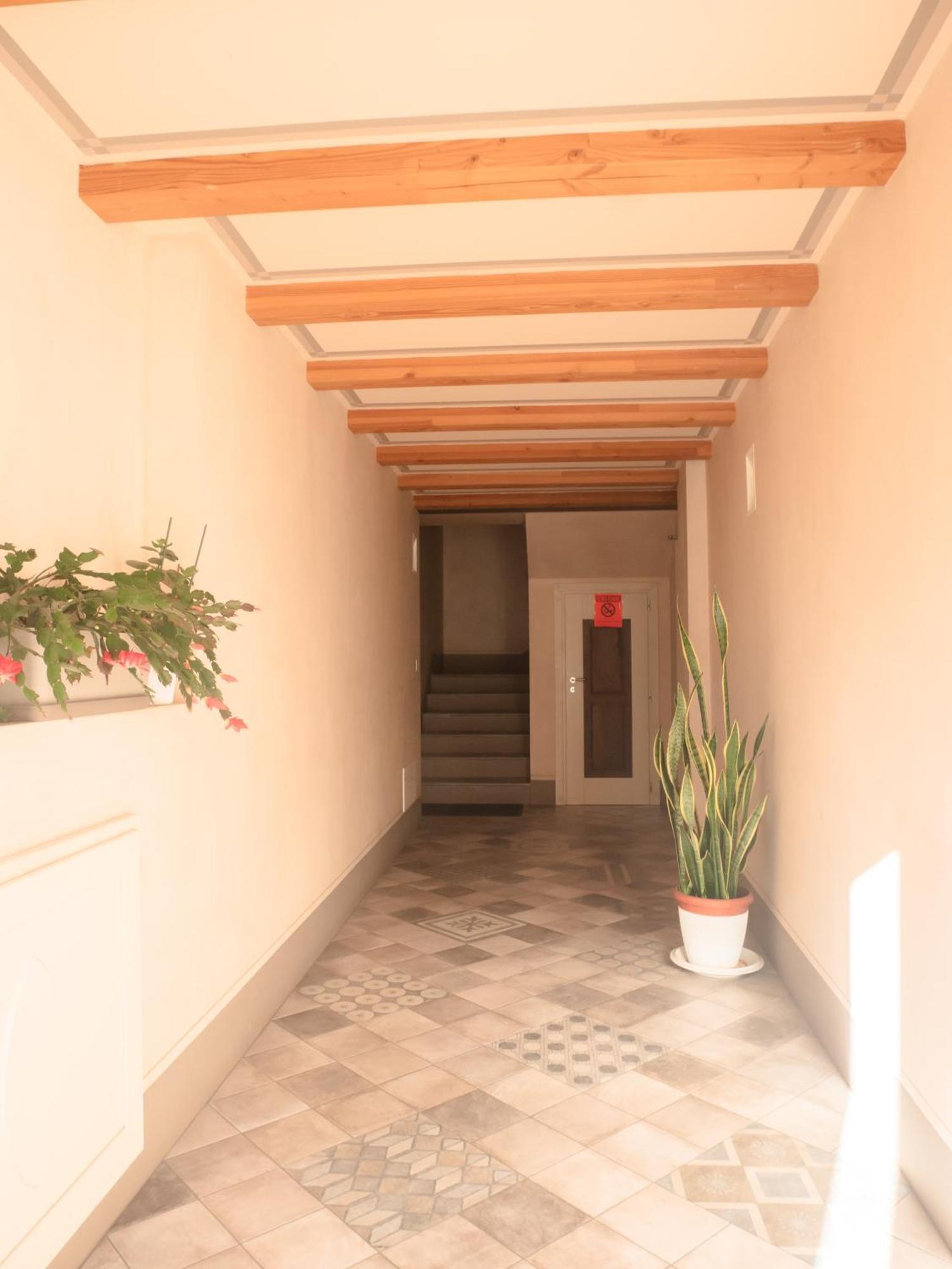 Maison Tata อาออสตา ภายนอก รูปภาพ